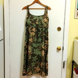 Denver Hayes camouflage-esque sun dress in Size 2XL